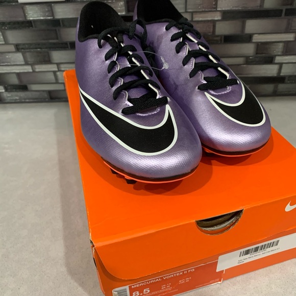 Nike Other - Nike men’s soccer mercurial vortex II FG size 8.5